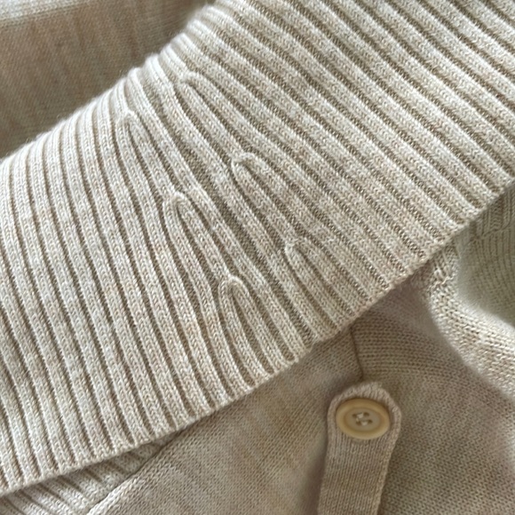 BCBG Max Azria soft wool blend oversized long sweater. Fine knit, zip po… - Picture 5 of 15
